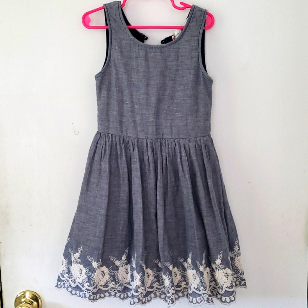Grey dress